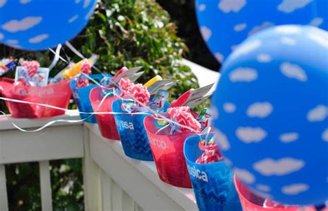 31 Creative Party Favor Ideas to Put in Kids' Bags .